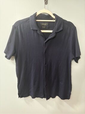 Porter and Ash Men's Short Sleeve Button-Up Shirt in Navy Blue